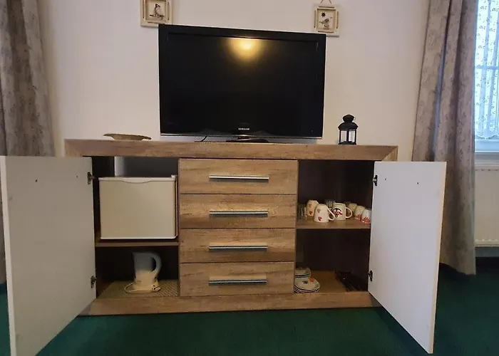 Hanni 3* Sellin (Rugen)